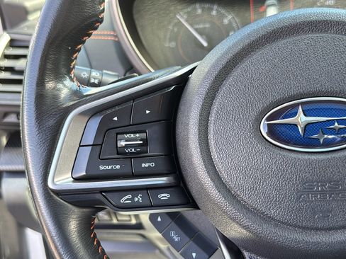 Used 2020 Subaru Crosstrek 2.0i Premium w/ Moonroof Package 1 AWD/4WD image 12