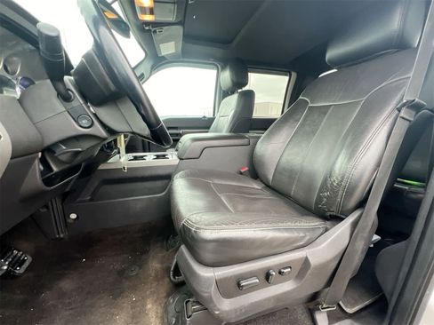 Used 2016 Ford F350 Lariat w/ Lariat Ultimate Package image 16