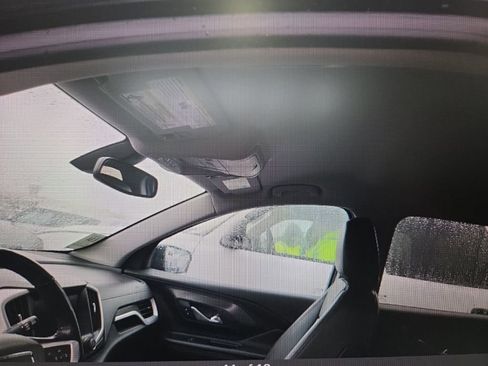 Used 2019 GMC Terrain SLT w/ Preferred Package image 10