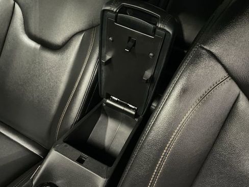 Used 2024 Jeep Compass Limited image 22