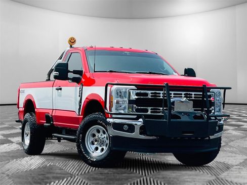 Used 2025 Ford F250 XLT AWD/4WD image 1