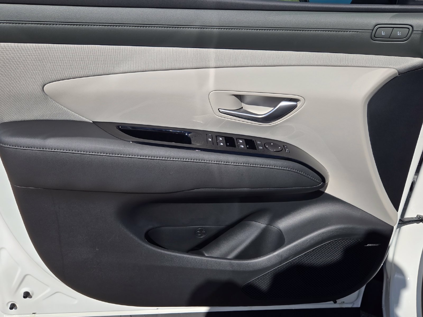 New 2026 Hyundai Tucson Limited FWD image 19