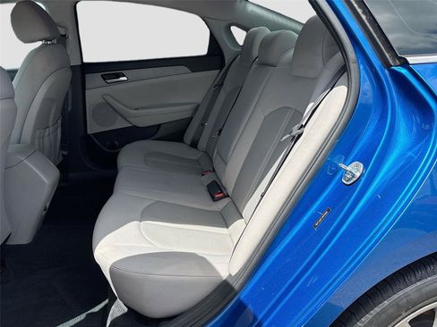 Used 2018 Hyundai Sonata SE FWD image 22