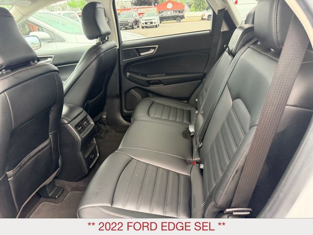 Used 2022 Ford Edge SEL AWD/4WD image 12