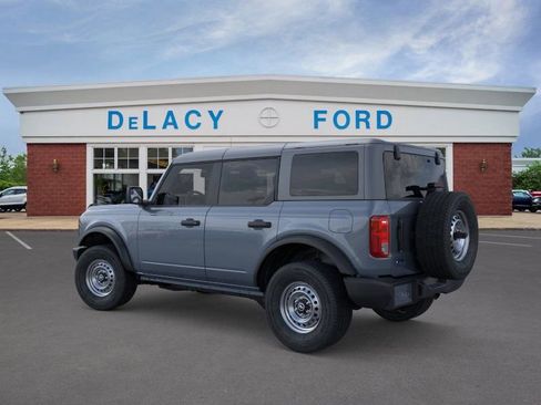 New 2025 Ford Bronco 4-Door image 4