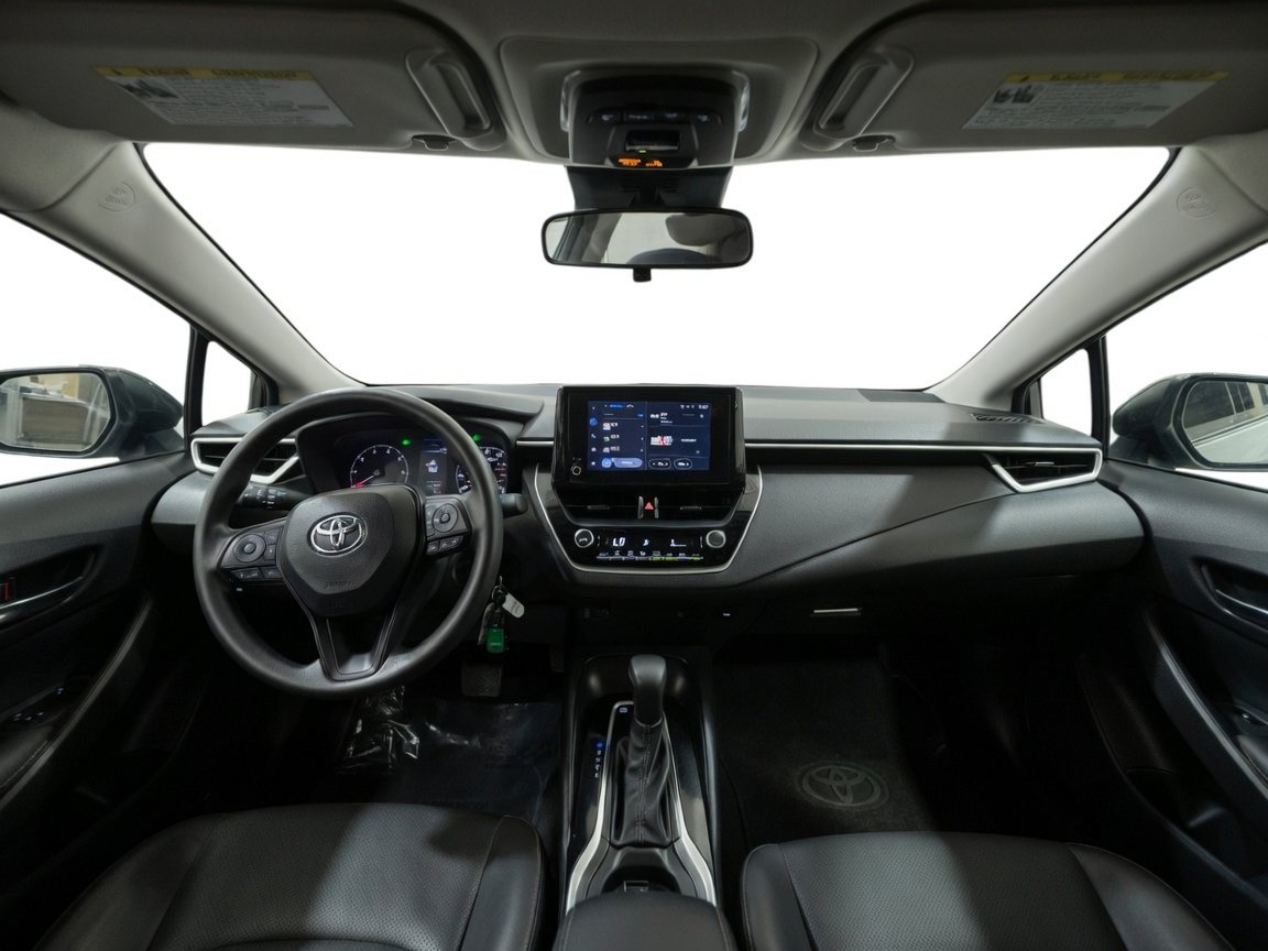 Used 2024 Toyota Corolla LE FWD image 15