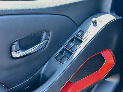 Certified 2025 Nissan Frontier Pro-X RWD image 25