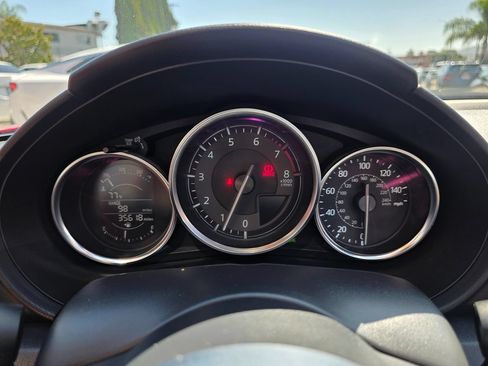 Used 2016 MAZDA MX-5 Miata Grand Touring RWD image 24