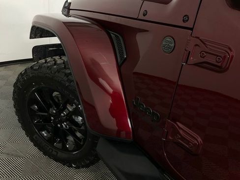 Used 2021 Jeep Gladiator Overland image 38