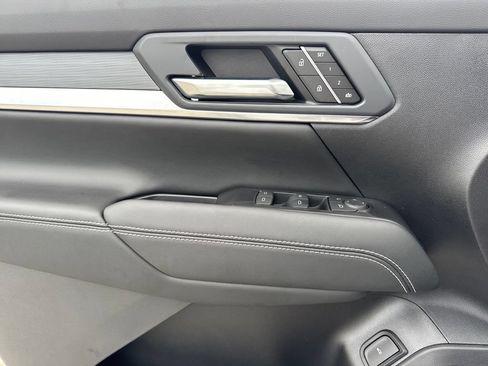 New 2027 GMC Terrain Elevation w/ Elevation Premium Package FWD image 16
