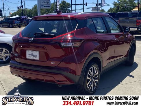 Used 2023 Nissan Kicks SV FWD image 42
