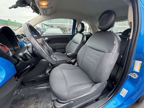 Used 2015 FIAT 500 Pop image 2