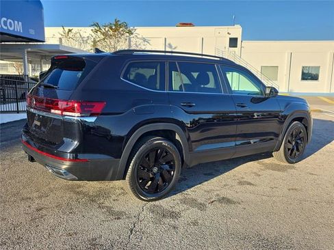New 2026 Volkswagen Atlas SE image 3
