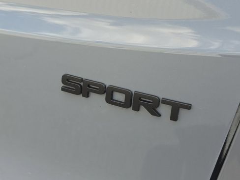 Used 2025 Honda CR-V Sport image 8