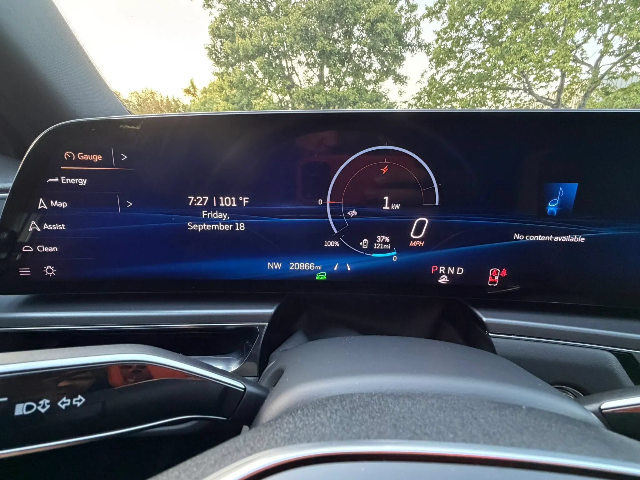 Used 2024 Cadillac Lyriq Tech w/ Driver Assist Package AWD/4WD image 28