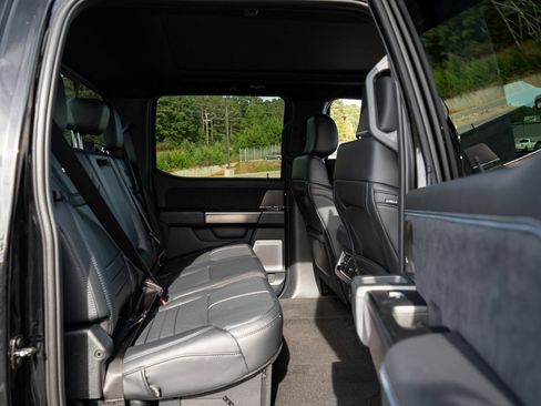 Used 2026 Ford F250 Platinum AWD/4WD image 33