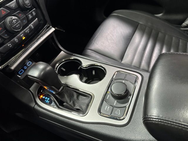 Used 2020 Jeep Grand Cherokee Limited X AWD/4WD image 23