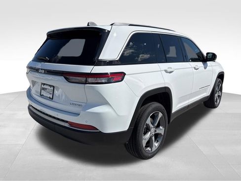 New 2026 Jeep Grand Cherokee Limited AWD/4WD image 4