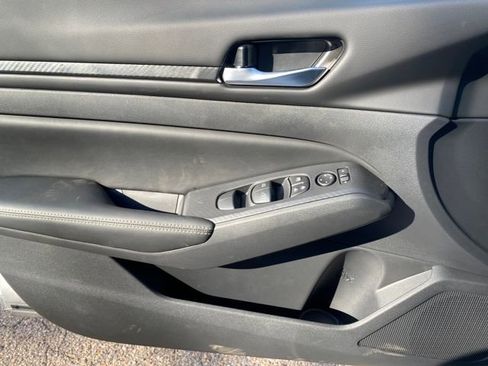 New 2025 Nissan Altima 2.5 SV w/ SV Premium Package image 13