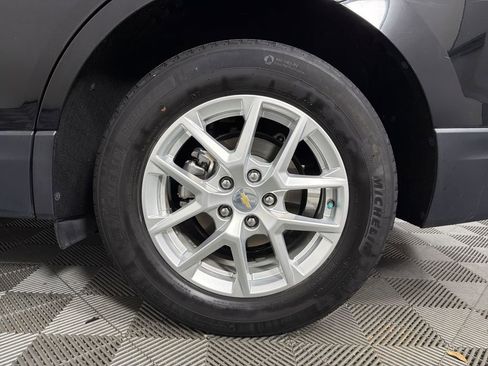 Used 2022 Chevrolet Equinox LT image 18