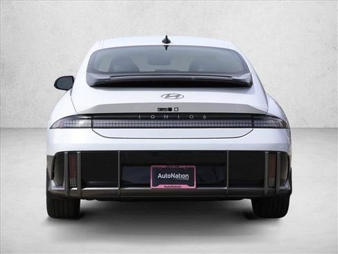 New 2025 Hyundai Ioniq 6 SE image 6