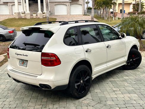 Used 2008 Porsche Cayenne Turbo image 7
