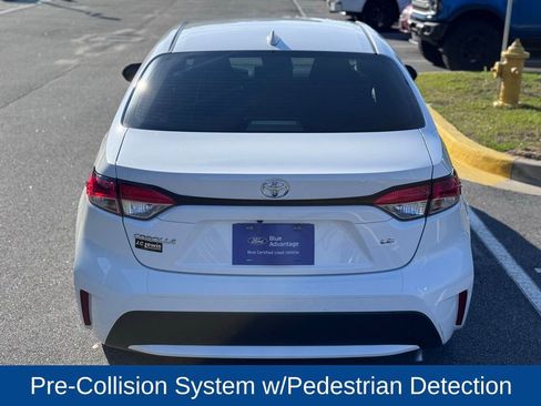Used 2020 Toyota Corolla LE FWD image 7