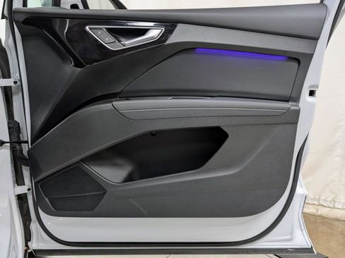 Used 2024 Audi Q4 e-tron Premium Plus image 25