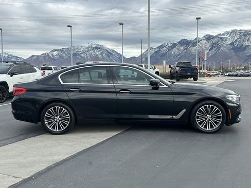Used 2017 BMW 530i xDrive image 31