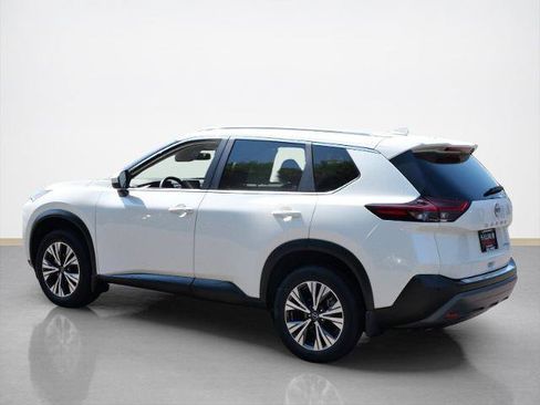 Certified 2023 Nissan Rogue SV w/ SV Premium B Package AWD/4WD image 4
