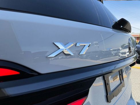 New 2026 BMW X7 xDrive40i w/ M Sport Package AWD/4WD image 14