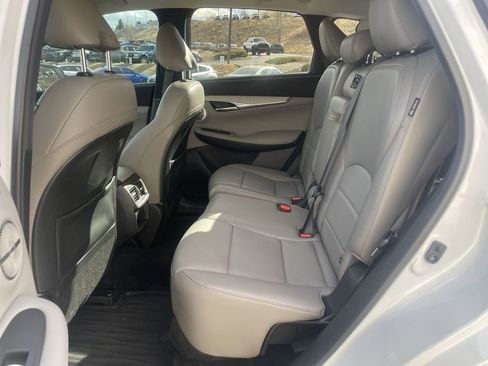 Used 2024 INFINITI QX50 Sensory image 13