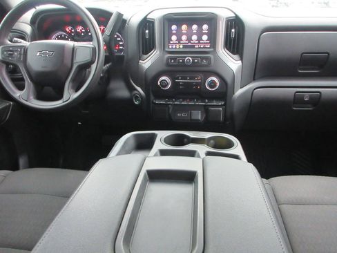 Certified 2023 Chevrolet Silverado 1500 Custom Trail Boss w/ LPO, Dark Essentials Package image 17