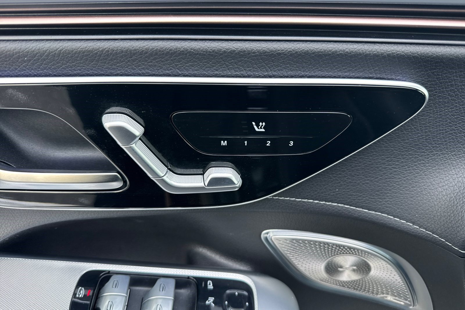 Certified 2023 Mercedes-Benz EQE 350+ 4MATIC SUV image 32