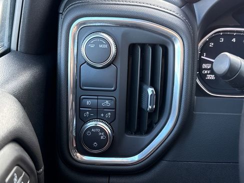 Used 2021 GMC Sierra 1500 Elevation image 24