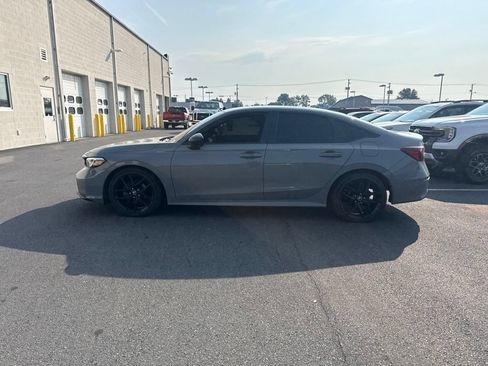 Used 2025 Honda Civic Sport image 3