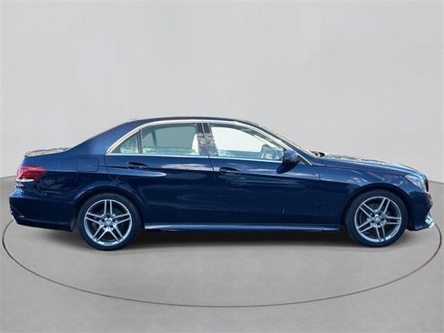 Used 2014 Mercedes-Benz E 350 4MATIC Sedan image 5