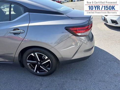 Used 2025 Nissan Sentra SV image 9