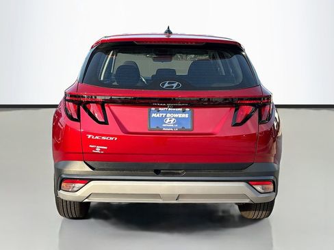 New 2025 Hyundai Tucson SE image 6