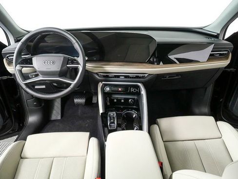 New 2025 Audi Q5 Premium Plus image 19