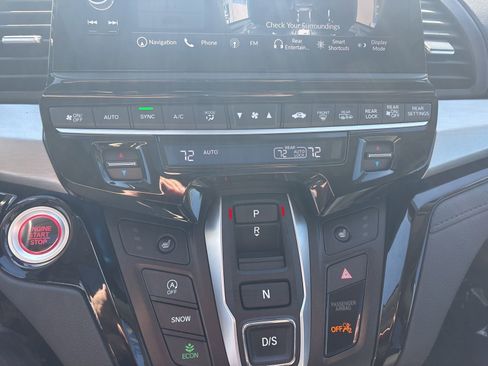 Certified 2025 Honda Odyssey Touring image 22