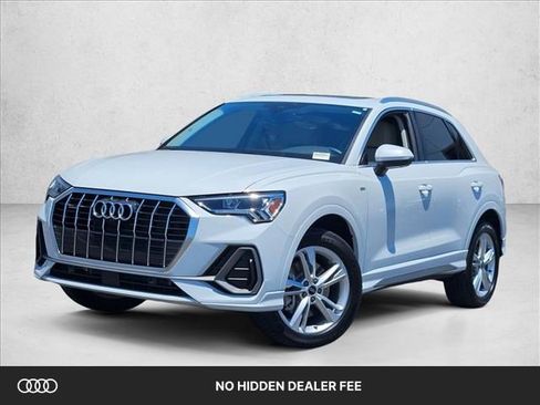 Used 2024 Audi Q3 2.0T Premium Plus w/ Premium Plus Package AWD/4WD image 1