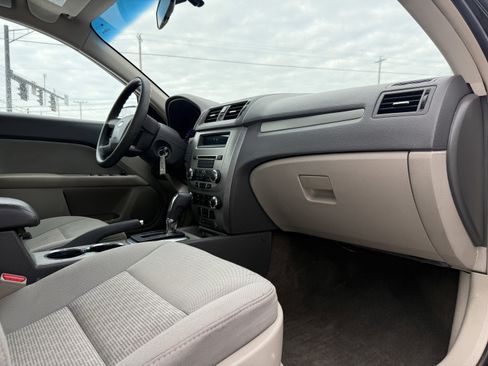 Used 2012 Ford Fusion SE image 16