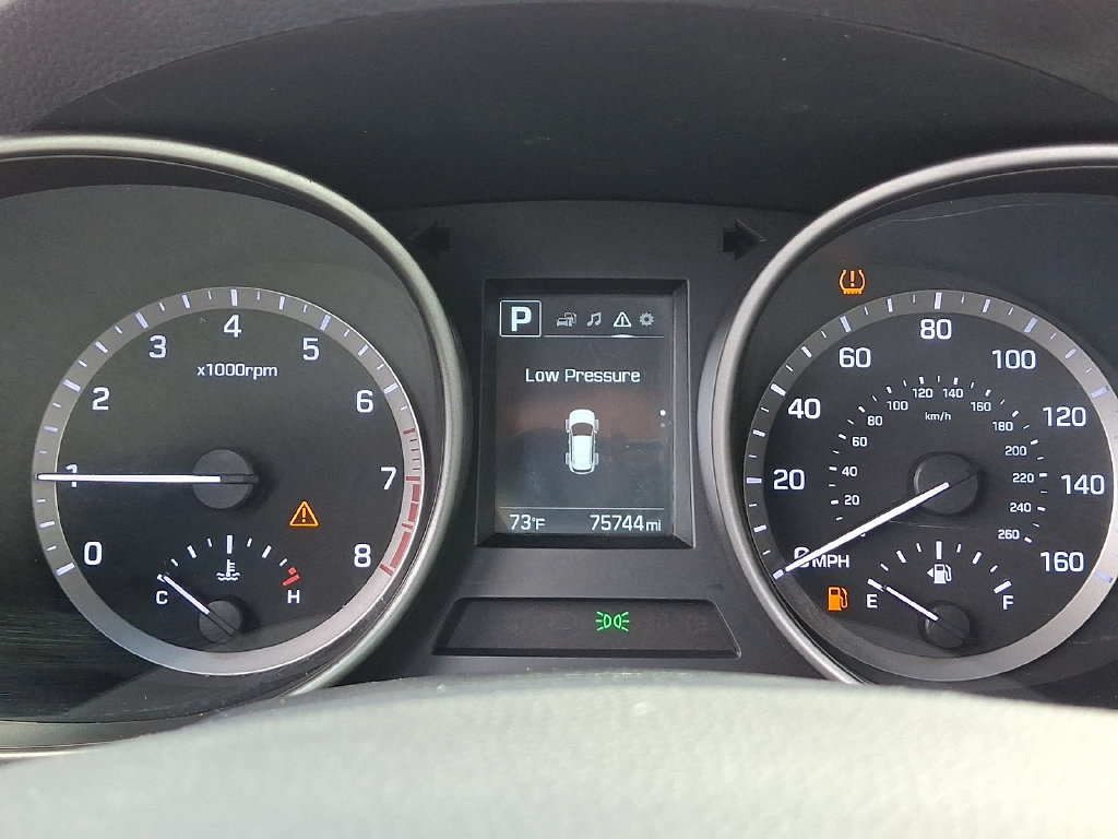 Used 2019 Hyundai Santa Fe XL SE AWD/4WD image 18