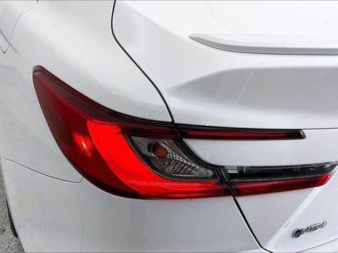 Used 2025 Toyota Camry SE image 41