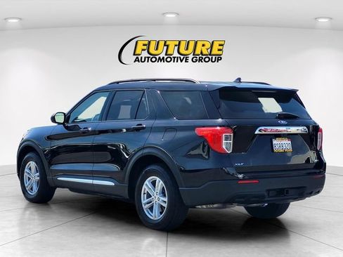 Certified 2020 Ford Explorer XLT w/ Comfort Package AWD/4WD image 6