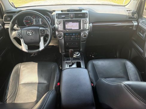 Used 2018 Toyota 4Runner Limited AWD/4WD image 51