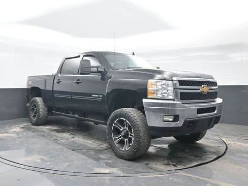 Used 2012 Chevrolet Silverado 2500 LTZ w/ Suspension Package, Off-Road AWD/4WD image 9
