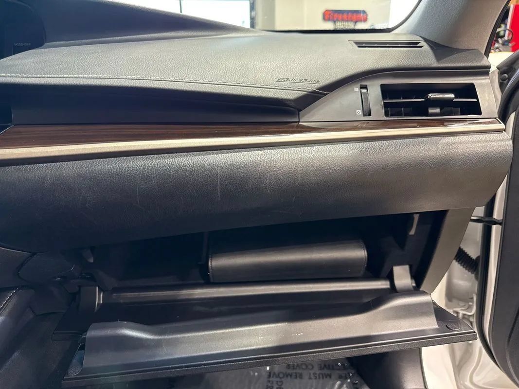 Used 2017 Lexus ES 350 w/ Navigation System Package FWD image 94