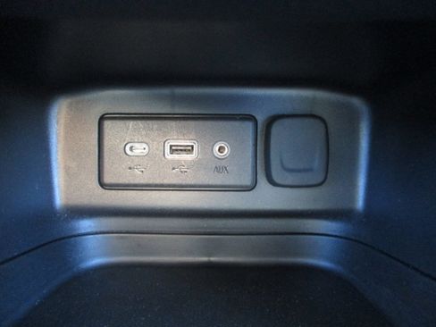 Used 2024 Chevrolet Equinox LT image 25